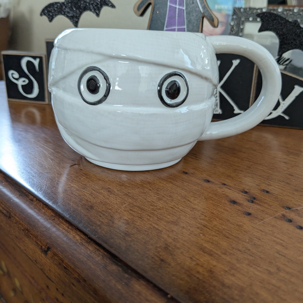 Celebrate It White Mummy Face Mug